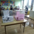 Kragujevac: Potpisivanje peticije za izbore nastavlja se na Aerodromu i kod ATD-a