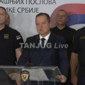 Dačić: Policija u zgradi rektorata zatekla 142 lica, privedeno osmoro