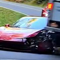 VIDEO: Pogledajte trenutak kada Ferrari 458 udara u kamion