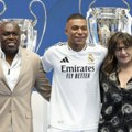 Procurela plata Mbapeove majke - zarađuje više od pola zvezdi Reala