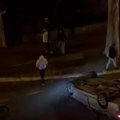 Auto se prevrnuo nasred puta Saobraćajna nezgoda u Zemunu: Prizor na licu mesta izaziva jezu (video)