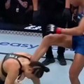 Napucala je protivnicu u glavu "kao fudbalsku loptu", a onda je viđena jedna od najkontroverznijih scena u UFC.
