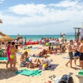 Jeziv incident na nudističkoj plaži kod Makarske: Uzeo je sekiru - policija odmah reagovala