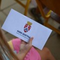 Opština Novi Beograd darovala prvačiće! Đacima prvacima na poklon vaučer od 10.000 dinara!