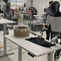 Tesla radnici ne žele da treniraju Optimus robote koji bi jednog dana mogli da ih zamene