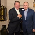Medvedev o dolasku Šredera u Moskvu: Mercu niko neće doći ni na rođendan ni na daću