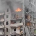 Sveopšti ruski napad na Ukrajinu! Više gradova u plamenu, gore ulice i zgrade, ima mrtvih! Ljudi pod ruševinama (video)