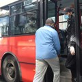 "Upravo me je čovek davio u busu 493": Uznemirujuća poruka Beograđanke osvanula na mrežama: "Pozlilo mi je"