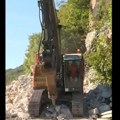 Čišćenje odrona na putu Cetinje ‑ Budva trebalo bi da bude završeno danas