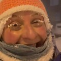 "Džemper nosim 300 dana godišnje" Živi na -40°C i kad krene da se oblači, to traje i traje, a ovako sprema svoju bebu kad pođu…