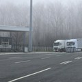 Peti dan protesta prevoznika: Više od 20 graničnih prelaza blokirano