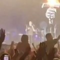 Ustaški pozdrav SAD odzvanja i kroz BiH! Jezive scene na koncertu Tompsona u Širokom Brijegu: Nacističko salutiranje publike…
