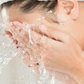 Umivanje vrućom ili hladnom vodom: Šta je bolje za zdravlje kože