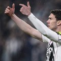 Italija bruji zbog oca Dušana Vlahovića: Povukao potez koji je naljutio Juventus