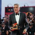 Džordž Kluni dobio Zlatnog lava za životno delo: Glumac održao zapaljiv govor u Veneciji