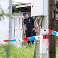 Pronađeno telo u rupi za kanalizaciju: Stravičan prizor u Pećincima, policija vrši uviđaj (foto)