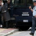 Haos u Atini: Policija upala u zgradu fakulteta i počela da hapsi FOTO/VIDEO