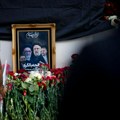 Jedni žale drugi slave Danas pogrebni obredi za predsednika Irana u Tabrizu i Komu (video)
