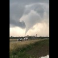 VIDEO: Tornado u Mađarskoj, superćelijska oluja stigla iz Austrije