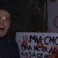 Ovo je dokaz da ih žrtve ne zanimaju, već rušenje Vučića! Dok pomahnitali Đilasovac vređa predsednika, opoziciona…