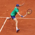 Uživo: Siner popodne, Novak uveče na Rolan Garosu