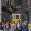 Najmanje osam stranaca poginulo u nesreći uspinjače u Lisabonu