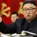Severnokorejski lider Kim Džong Un pohvalio slanje svojih trupa u inostranstvo