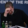 Noje cirher cajtung: Postupanje pravosuđa u aferi oko Generalštaba vidno uznemirilo Vučića