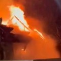 Veliki požar u Novom Sadu: Buktinja progutala porodičnu kuću, hitne službe na terenu (video)