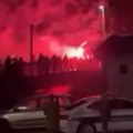 Sevala pirotehnika na sve strane! Isplivao snimak žestokog okršaja Delija i Crvenih đavola u Užicu! (video)
