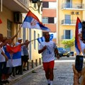 U sećanje na najmlađeg podoficira Velikog rata i iskrcavanje srpske vojske: Lozničani predvođeni Aleksandrom Kikanovićem na…