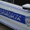 Tragedija na putu Ruma-Kraljevci: Automobil udario biciklistu, muškarac poginuo na mestu