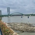 Sava i Dunav se guše u smeću: Beograđani zgroženi slikama sa prestoničkih reka kod Beograda na vodi: Ovo je nečuveno…