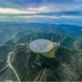 Kineski teleskop FAST detektuje scintilacioni luk u brzom radio talasu