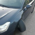 "Gospodine, ispade vam Nešto": Incident na auto-putu: Točak otpao s automobila usred vožnje, pa se otkotrljao na drugu…