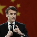 Pariz otvara vrata Kini Si donosi darove u Jelisejsku palatu, nemačka krtica stiže u Francusku
