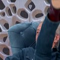 Pevač diže noge u emisiji! Haos u programu, voditeljke u šoku, u studiju nastao muk! (Foto)