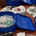 Muškarac "pao" na aerodromu sa aparatma za elektrostimulaciju organizma: Vredni pola miliona