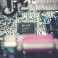 SoftBank investira dvije milijarde dolara u Intel