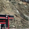 Velika količina kamenja obrušila se na benzinsku pumpu u Zvorniku
