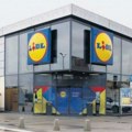 „Lidl” počeo da iznajmljuje parking noću