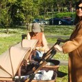 Sofija Juričan izvela blizance u šetnju: Rodila ih u 45. godini, a sad pokazala kako izgleda dva meseca nakon porođaja -…