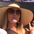 "Novak se od mene razvodi 6 puta dnevno": Na Vimbldonu pokazala nakit od 30.000 €, a ovako je pričala o braku s Đokovićem