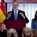 Španski kralj i kraljica u poseti Melilji nakon dočeka u Seuti
