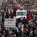 Policajac koji je pre dva dana ubio tinejdžera kod Pariza optužen za ubistvo sa umišljajem