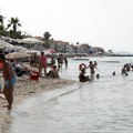 Skrivenom kamerom snimao golu decu: Užas na plaži u Istri: Uhapšen pedofil (62), čuvar sve prijavio policiji