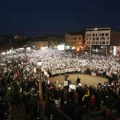 Večeras u Kragujevcu, na poziv studenata, održan jedan od najvećih protesta (VIDEO)