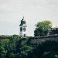 Време сутра: Променљиво облачно и свежије, местимично с пљусковима и грмљавином
