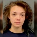 Лена (23) из чиста мира момка ударала секиром у главу! Спопала га док је спавао, чуло се као да цепа дрва: Полиција објавила…