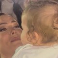 Milici Pavlović proradio majčinski instinkt! Ovaj gest u Kruševcu oduševio sve prisutne (video)